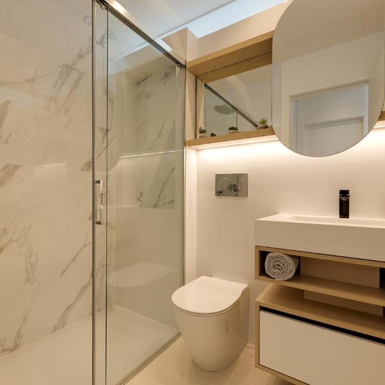 Enora Garden Quesada 16 - Two-Bedroom Apartment - 13