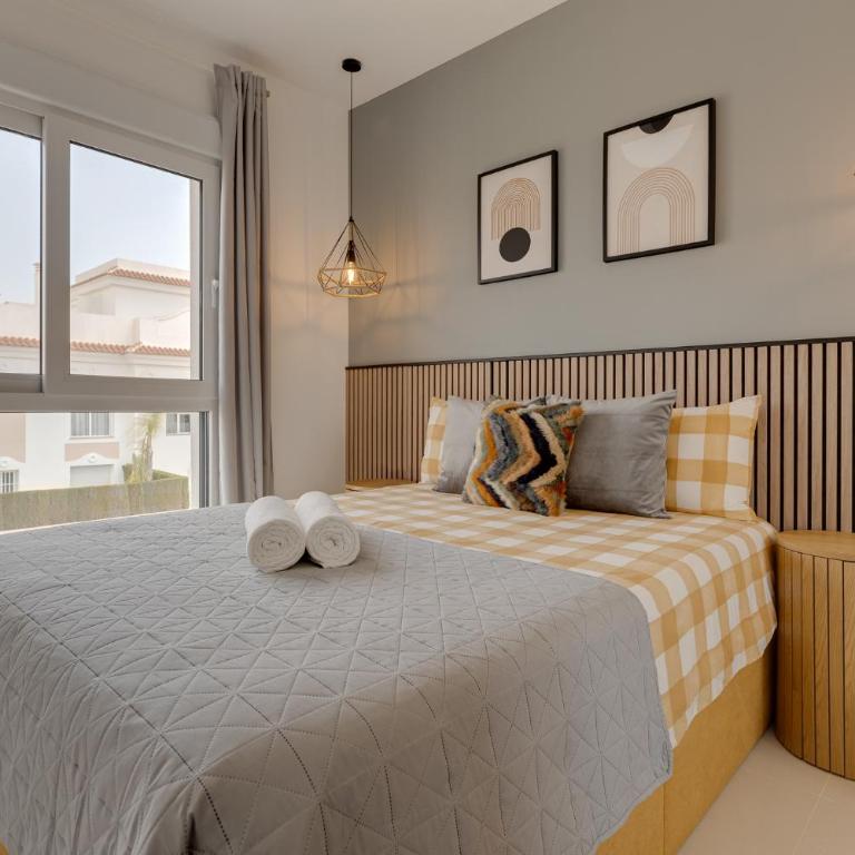 Enora Garden Quesada 16 - Two-Bedroom Apartment - 14