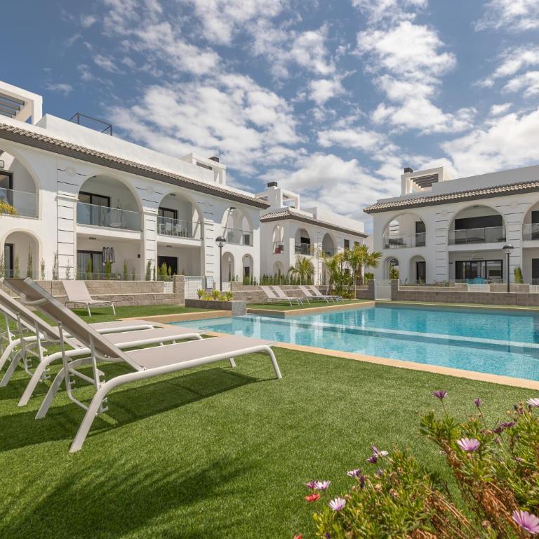 Enora Garden Quesada 16 - Two-Bedroom Apartment - 25