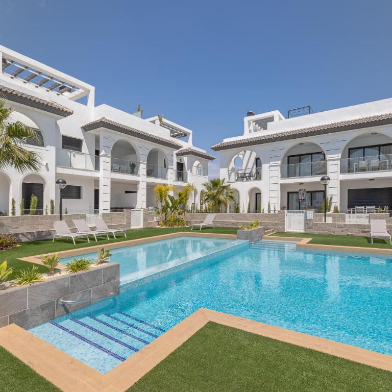 Enora Garden Quesada 16 - Two-Bedroom Apartment - 20