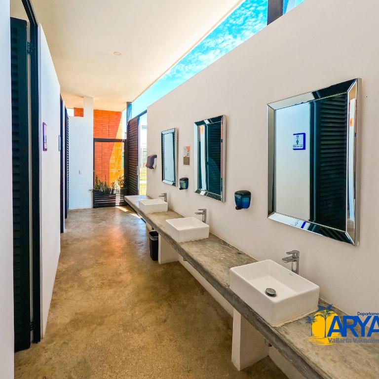Alberca 3 recámaras 3 baños Aeropuerto cerca - Three-Bedroom House - 47