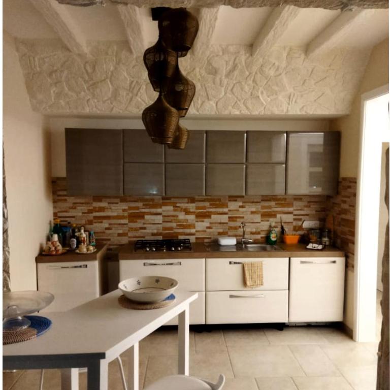 Villa Brachychiton - Casa Vacanze con 3 Camere da Letto - 16