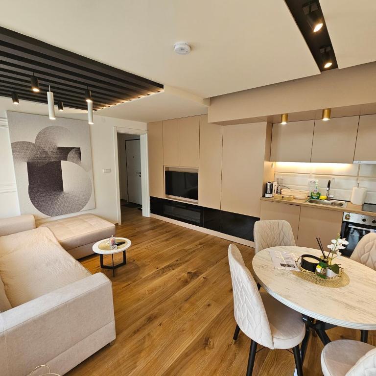 PREMIUM APARTMAN ELENI ROOMS,oaza mira i tisine u centru Vrnjacke banje - Apartman sa 2 Spavaće Sobe - 2