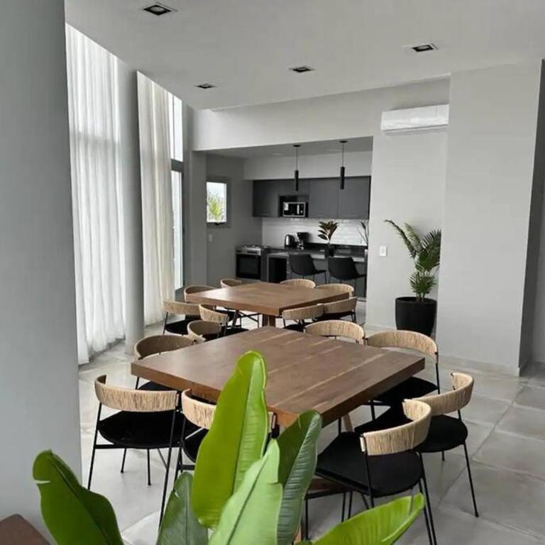 Lujoso Penthouse Apertura 2024 Panoramico Piscina Gym Parrilla Salon de Eventos y Negocios - Apartamento Deluxe - 20