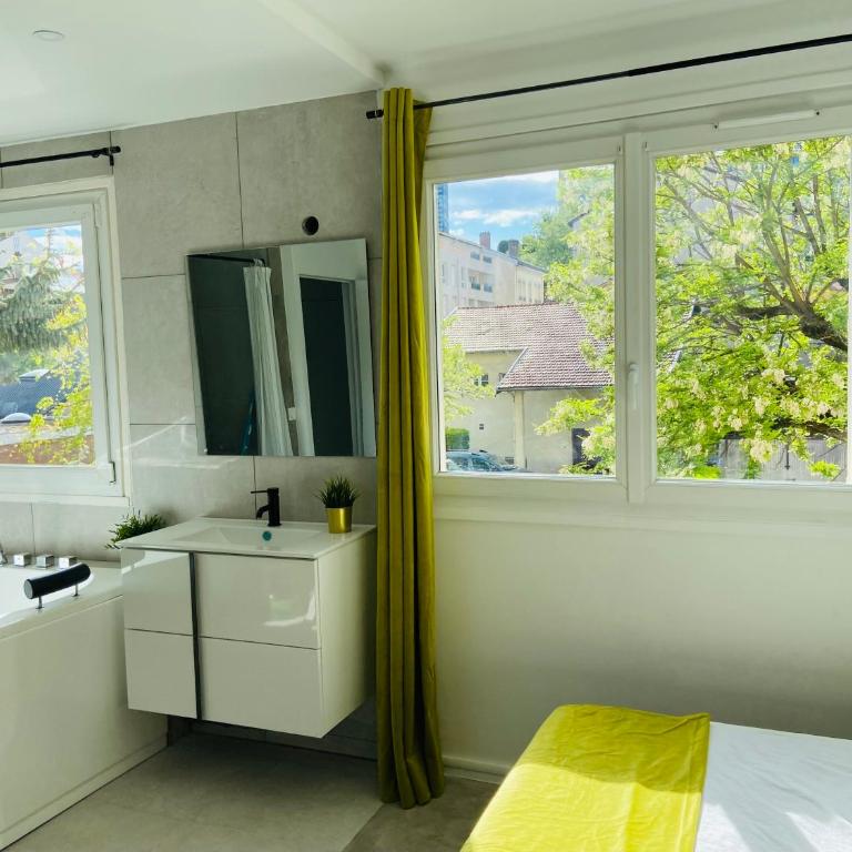 Le BARABAN - Studio with Spa Bath - 24
