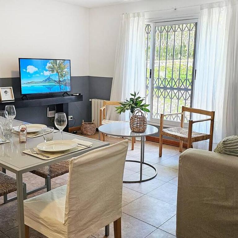 Alegre, luminoso, con todos los detalles y cochera - Apartamento de 2 dormitorios - 9