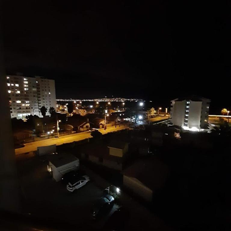 Marina Peñuelas Amplio departamento a pasos de la playa - Apartamento de 3 dormitorios - 36