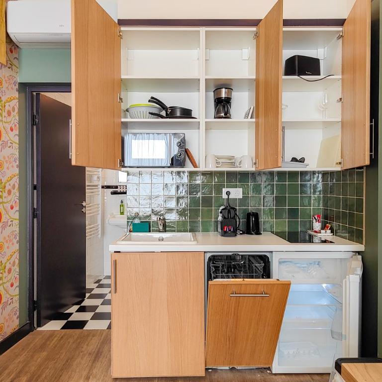 Hôtel de France, un hôtel AMMI - Studio Familial - Rez-de-chaussée - 4