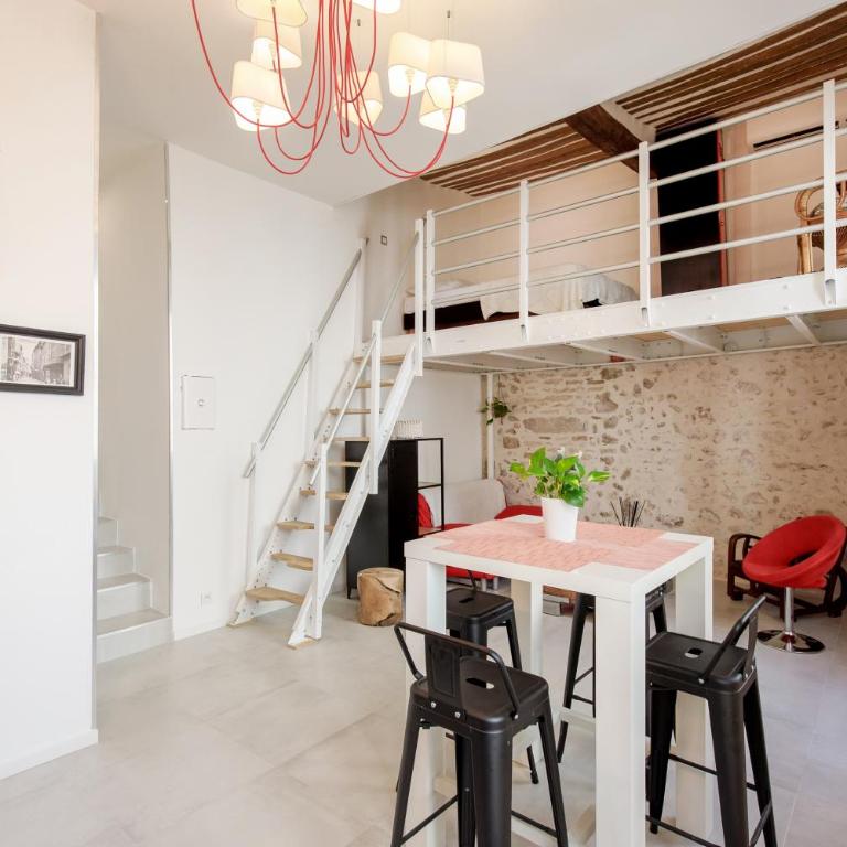 Incredible loft in Vieil Antibes with AC - Appartement - 7