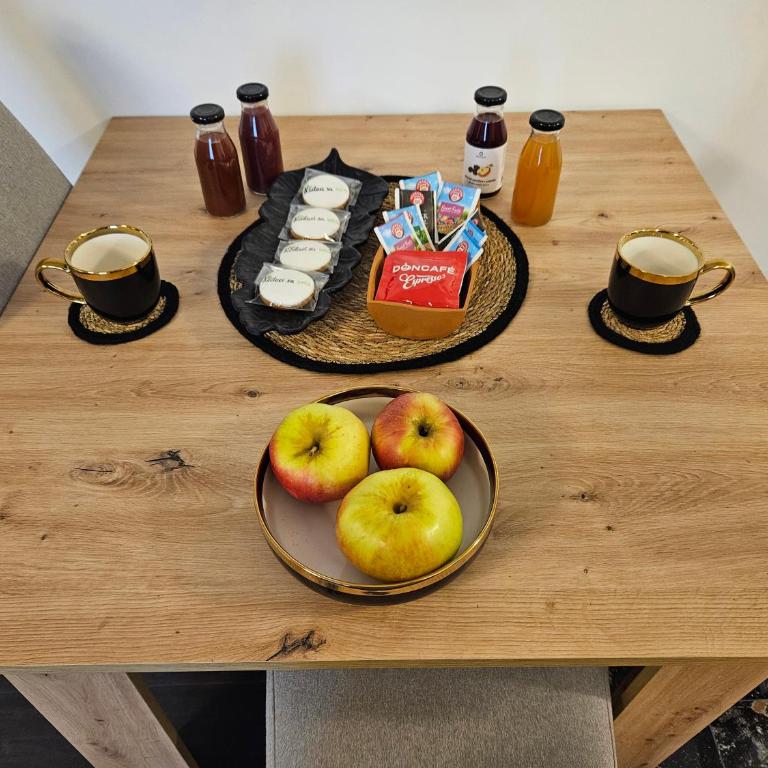 Rodjaci sa sela - Deluks Apartman s 1 Spavaćom Sobom i Pogledom na Vrt - 8