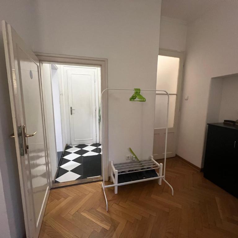 Cabbage Hostel - Apartman - 5