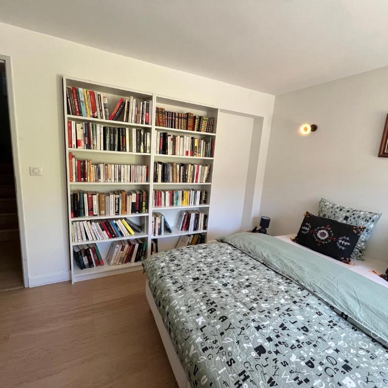 Maison familiale 3 chambres, parking gratuit - Three-Bedroom House - 1