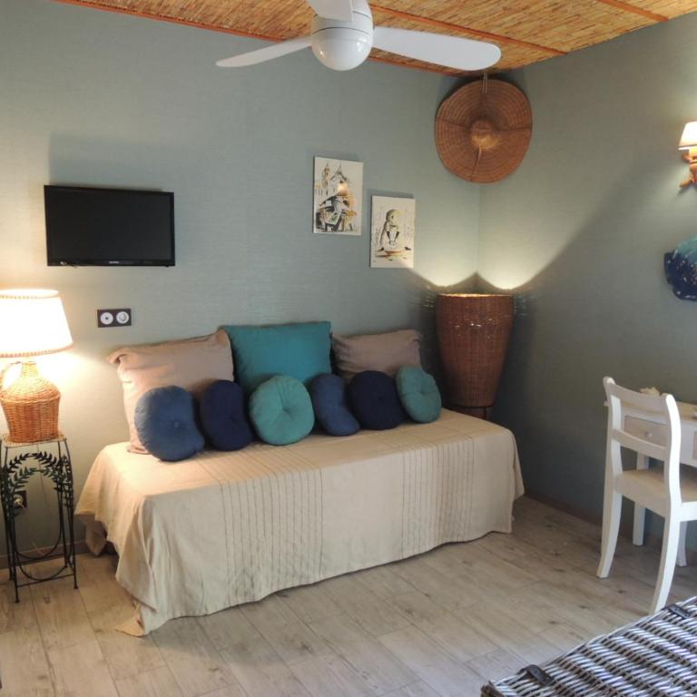 Via Bahia - Maison d'hôtes - Chambre Triple - Vue sur la Piscine - 3