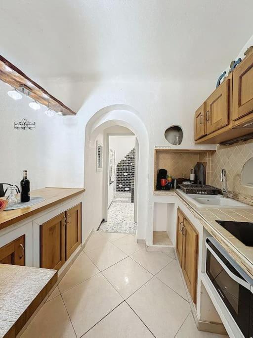 Loft Spacieux au Cœur du Village - Studio Supérieur - 11