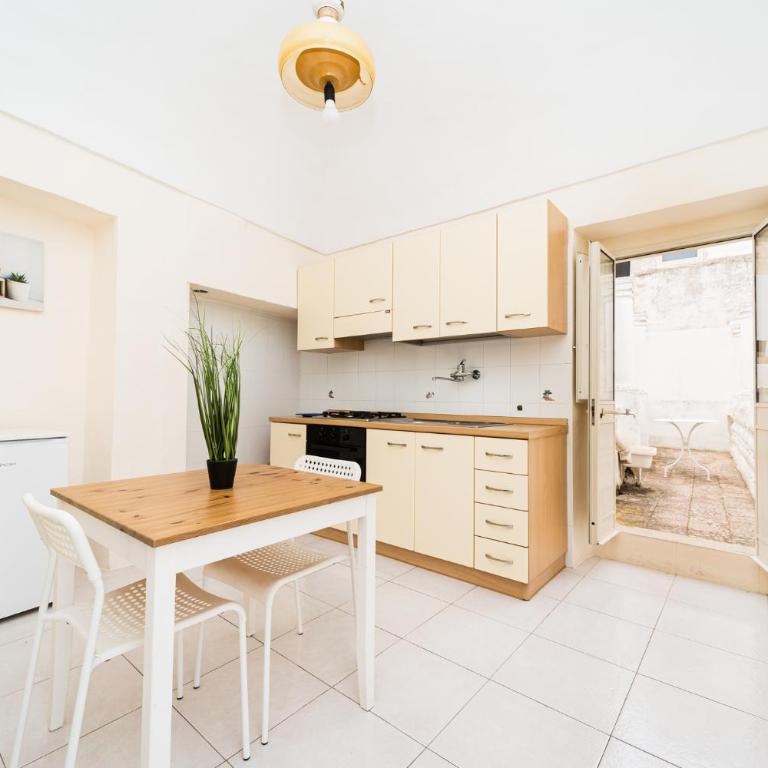 Corte De Maio - Exclusive panoramic terrace - by Click Salento - Appartamento con Balcone - 10