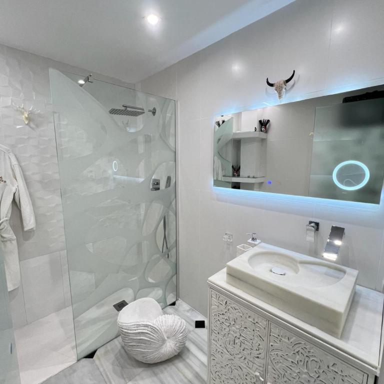 FASCINANTE Hogar en Cabo Pino en MARBELLA - Two-Bedroom Apartment - 5