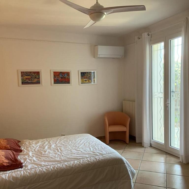 Hyères Pesquiers: Villa 5 Chambres avec Piscine et Climatisation - FR-1-335-169 - Villa - 11