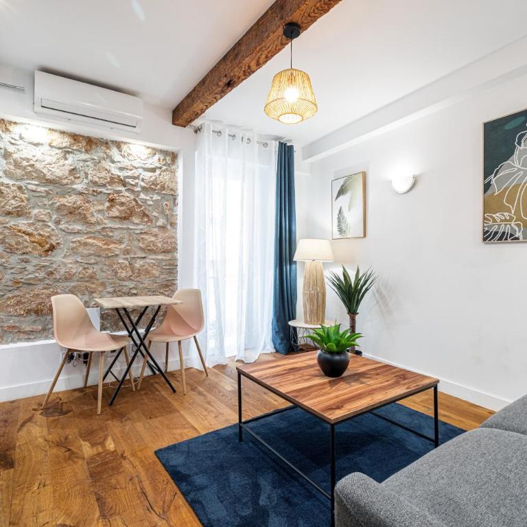 Pretty & Quiet Studio in Port Area - Studio - 2