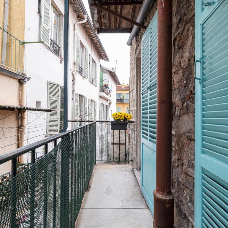 Pretty & Quiet Studio in Port Area - Studio - 11