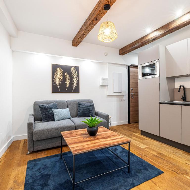Pretty & Quiet Studio in Port Area - Studio - 22
