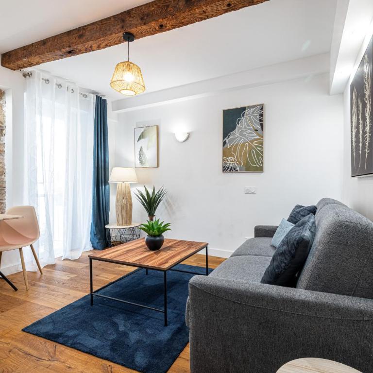 Pretty & Quiet Studio in Port Area - Studio - 25