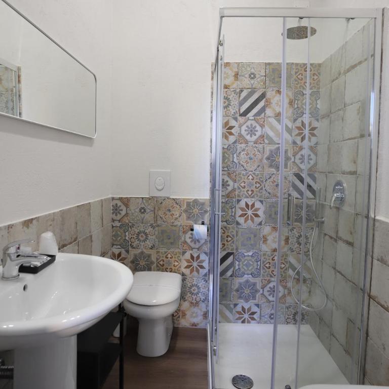 Tammurriata Nera Bedroom - Camera Standard Doppia con Letti Singoli - 2