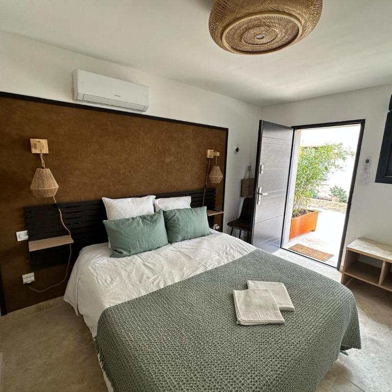 La maison d'HamiH "Gîte et Chambres d'hôtes - Suite Lit Queen-Size - 11