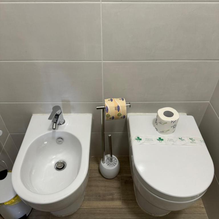 Cerreto Suite Housing - Chambre Double avec Salle de Bains Privative - 5