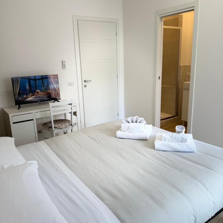 Cerreto Suite Housing - Chambre Double avec Balcon - 1