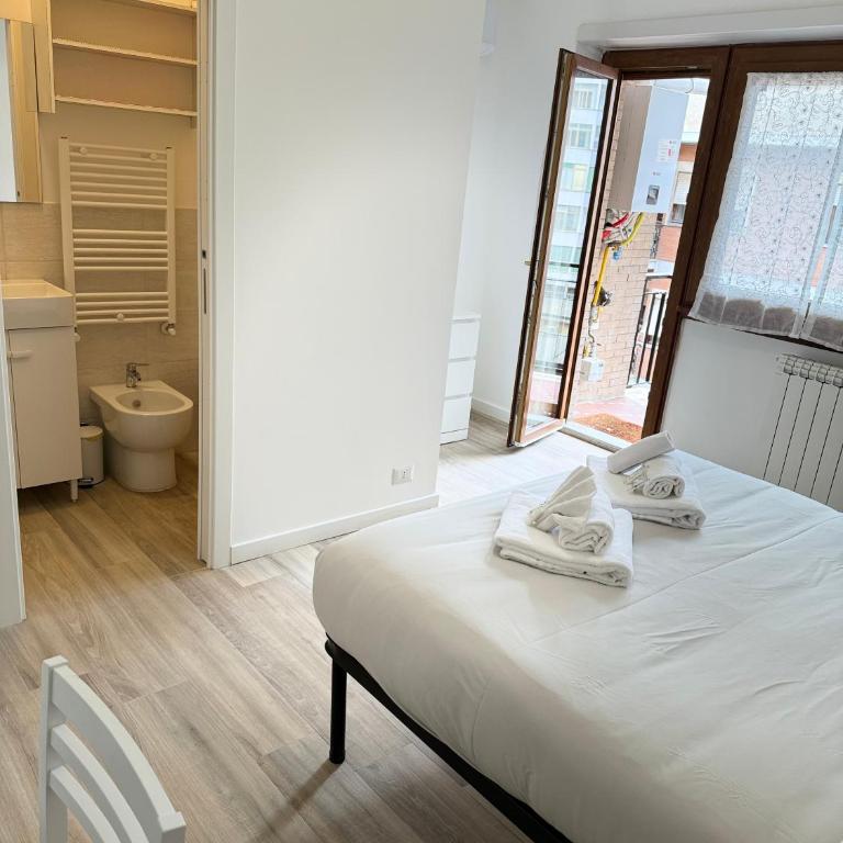 Cerreto Suite Housing - Chambre Double avec Balcon - 14
