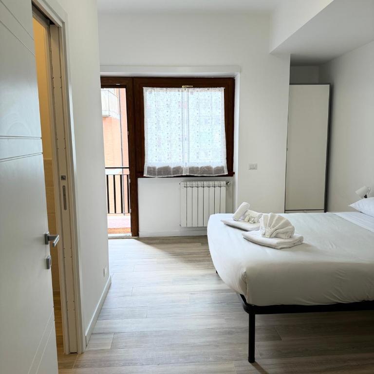 Cerreto Suite Housing - Chambre Double avec Balcon - 2