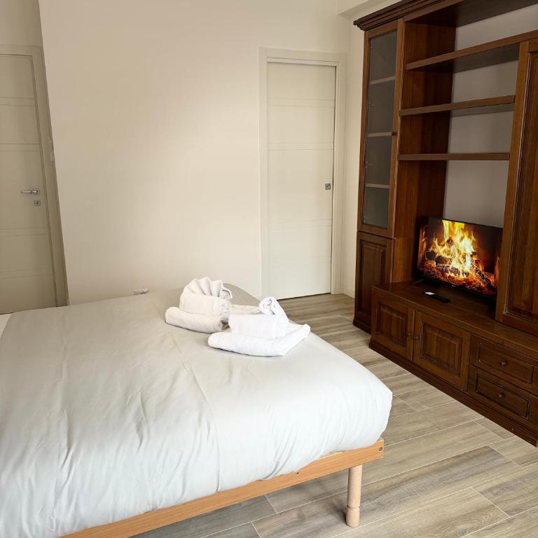 Cerreto Suite Housing - Chambre Double avec Salle de Bains Privative - 18