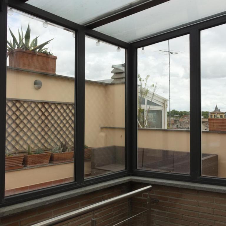 Stylish Penthouse with terrace in Trastevere - Appartamento con 2 Camere da Letto - 27
