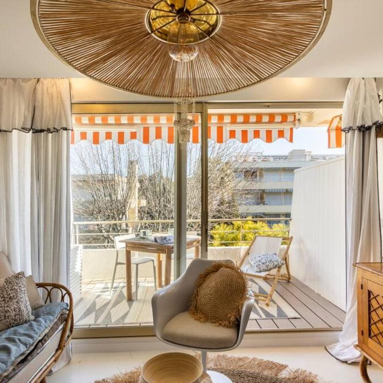 Studio Saint-Tropez Centre Charme, Piscine, Parking & Climatisation - One-Bedroom Apartment - 10