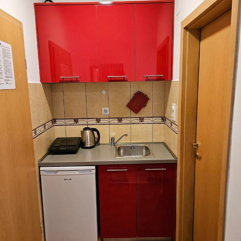 Dom M Apartments - Studio - 4