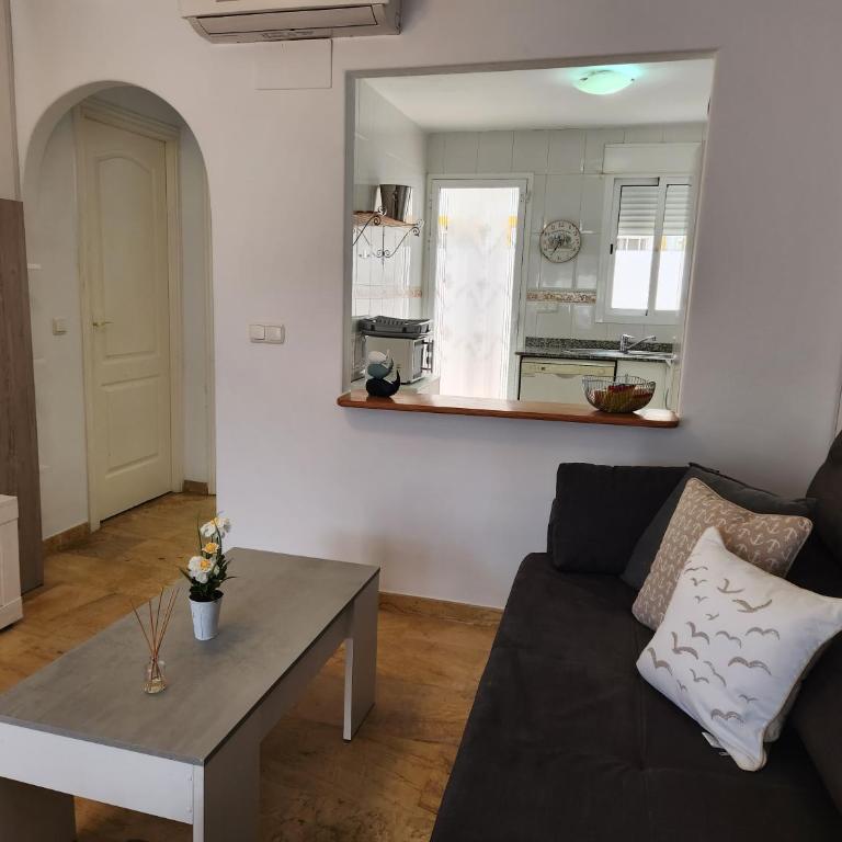 Triplex Adosado de cuatro dormitorios de esencia marítima a 2 minutos de la playa! - Casa de 4 dormitorios - 72