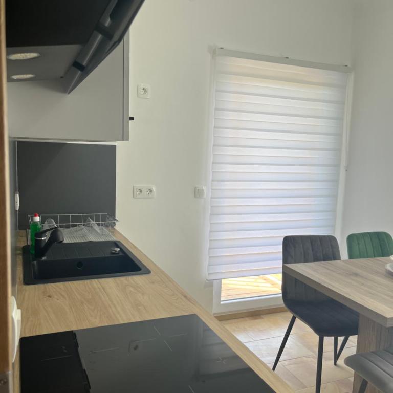 Apartments Fast Food Bodensdorf - Apartment mit 2 Schlafzimmern - 4