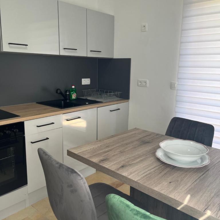 Apartments Fast Food Bodensdorf - Apartment mit 2 Schlafzimmern - 13
