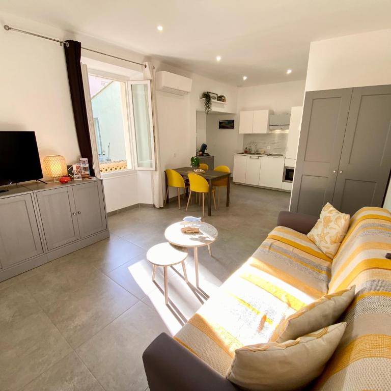 Coeursanary d'Audrey - Apartment mit 1 Schlafzimmer und Balkon - 1