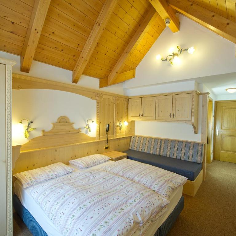 Hotel San Marco - Camera Matrimoniale/Doppia con Letti Singoli con Vista Montagna - 1