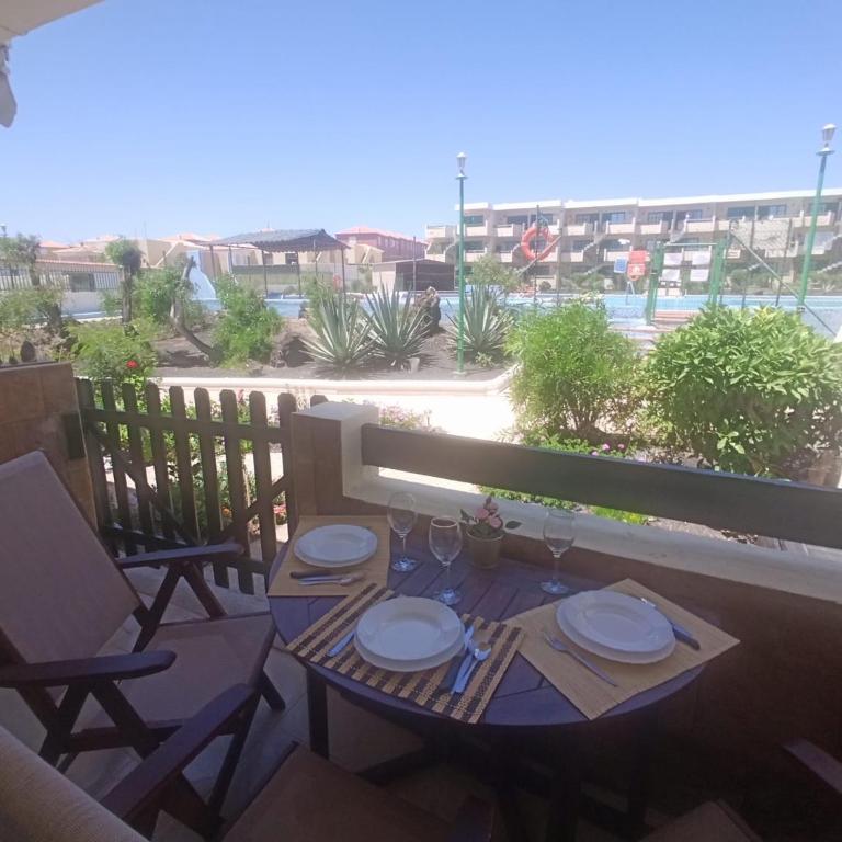 Sunny Bungalow with Pool view by Ocean - Apartamento de 1 dormitorio - 20