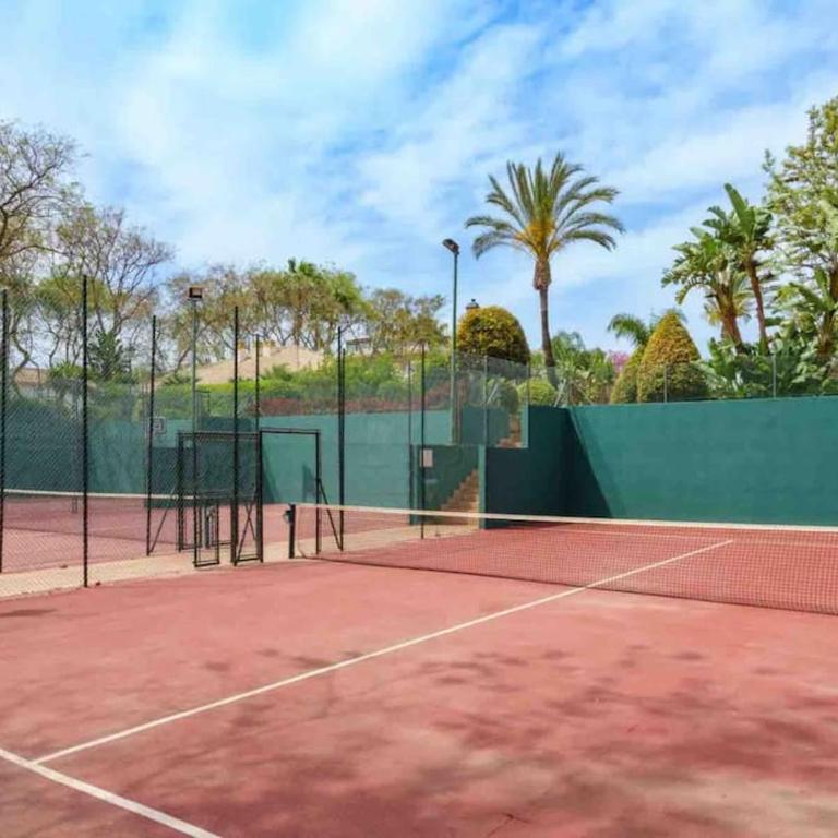 Apartamento Dama de Noche 5 pax y terraza en Marbella Puerto Banus - Apartment with Terrace - 35