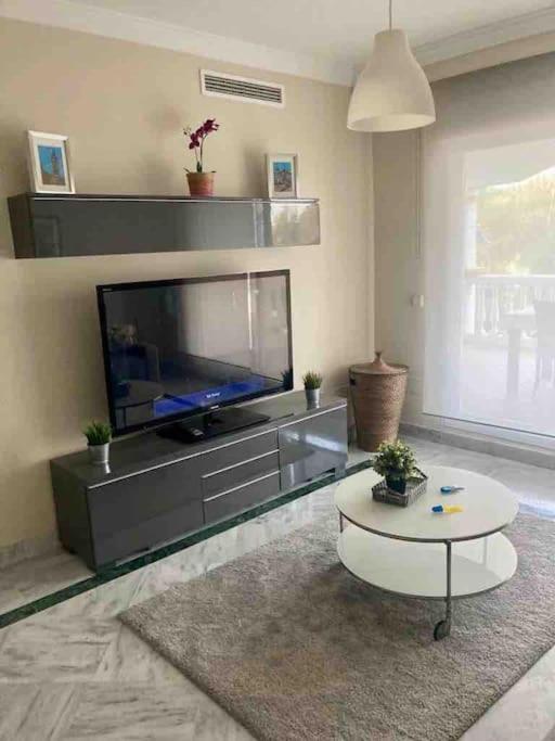 Apartamento Dama de Noche 5 pax y terraza en Marbella Puerto Banus - Apartment with Terrace - 8