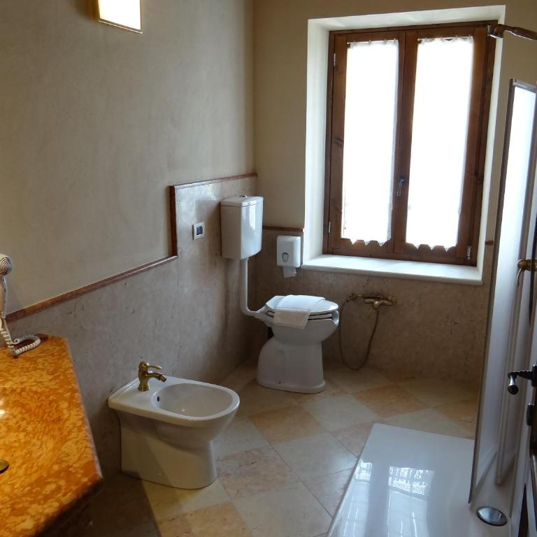 Le Camere Della Bice - Camera King con Doccia con Accesso per Sedie a Rotelle - Accesso Disabili - 2