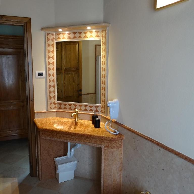 Le Camere Della Bice - Camera King con Doccia con Accesso per Sedie a Rotelle - Accesso Disabili - 3