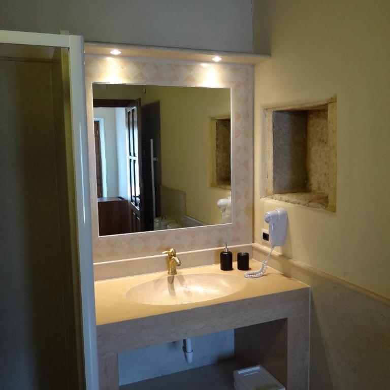 Le Camere Della Bice - Camera Matrimoniale con Bagno Privato - 3