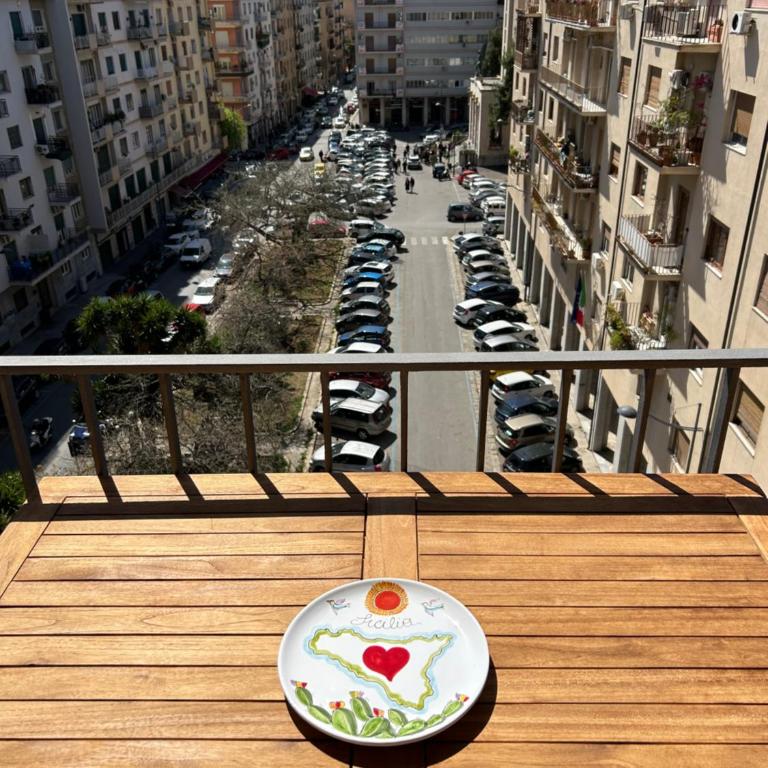 SiSo Home - Family Two-Bedroom Apartment with View - 16