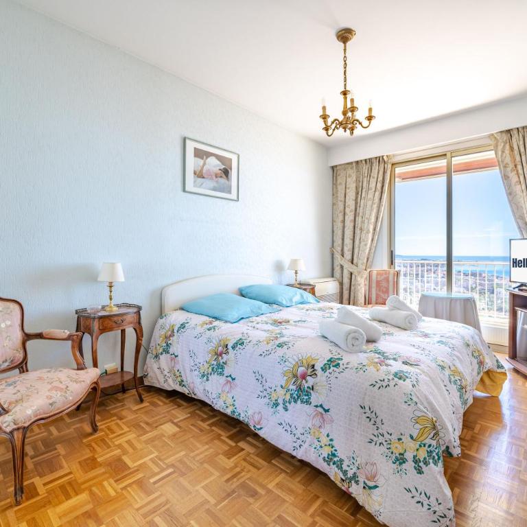 Spacieux appartement vue mer et montagne - Appartement 3 Chambres - Vue sur Mer - 7