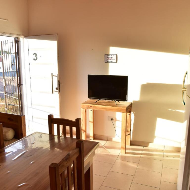 Departamento x dia Viedma 4 CON COCHERA - One-Bedroom Apartment - 13