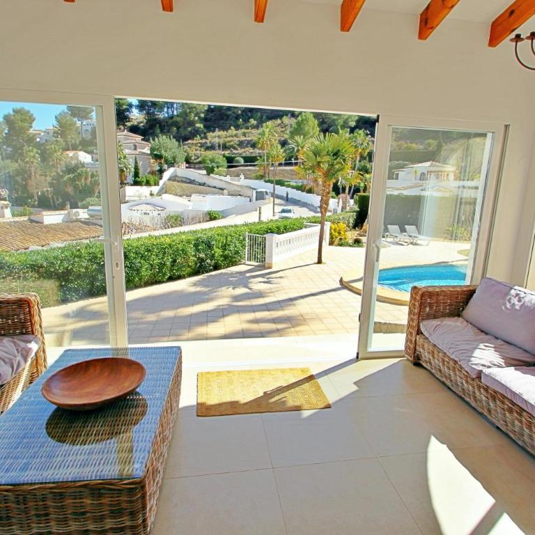 Alldo - hill side with private pool in Moraira - Three-Bedroom House - 20